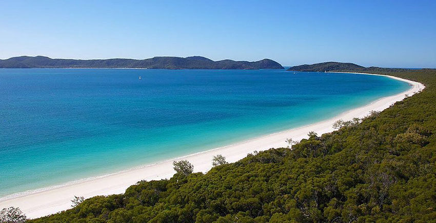 WHITEHAVEN BEACH, QUEENSLAND, AUSTRALIA