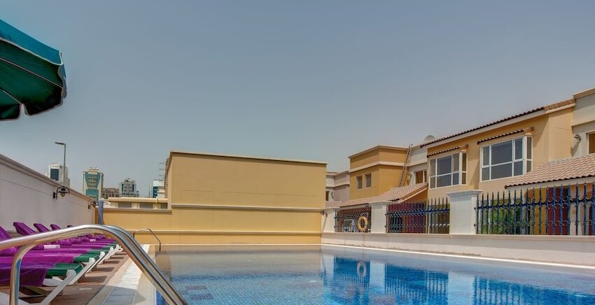 Holiday Homes Barsha Gardens